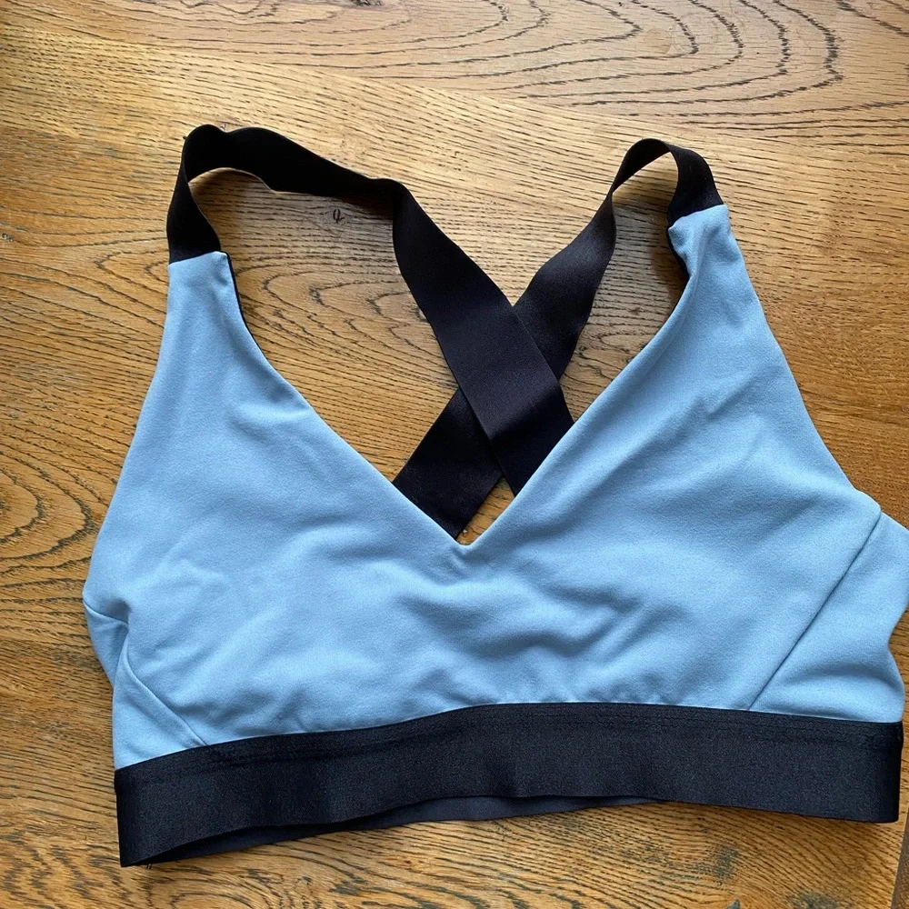 Senita Athletics Sports Flex Bra Steel Blue S Light Blue Gray with Black Cross - Picture 6 of 7